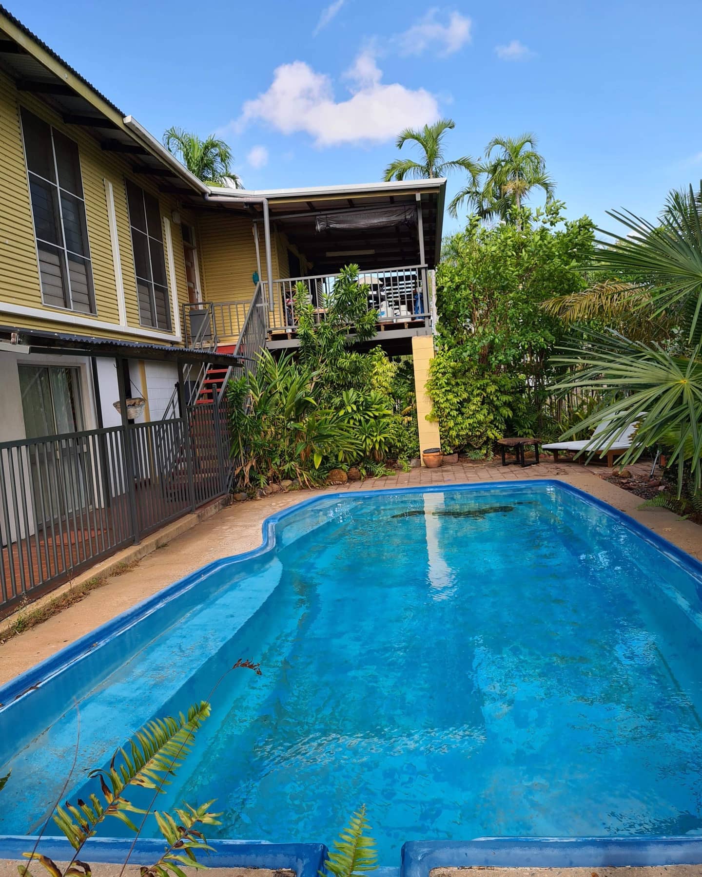 maharlika-pool-resurfacing-before